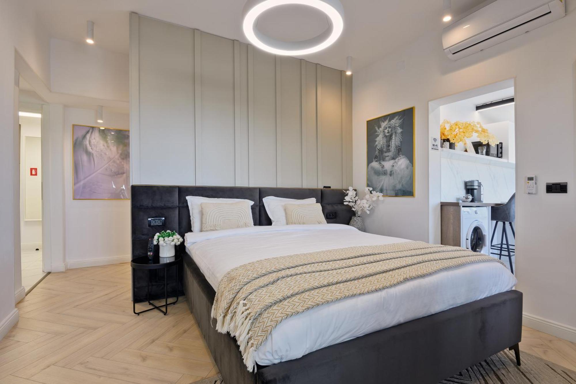 City View - Luxury Apartment A - Old City - Victoriei Bucureşti Ngoại thất bức ảnh