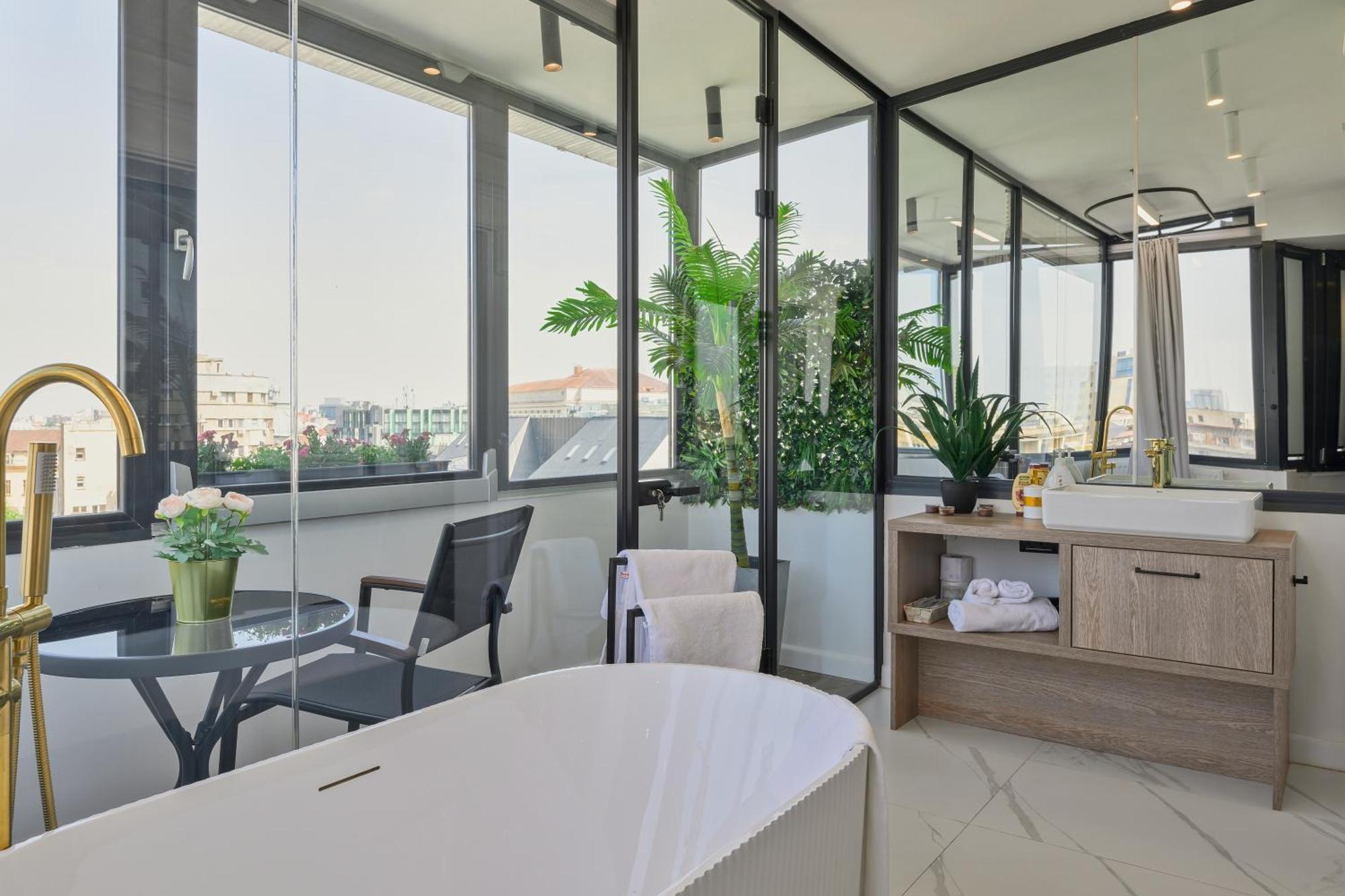 City View - Luxury Apartment A - Old City - Victoriei Bucureşti Ngoại thất bức ảnh