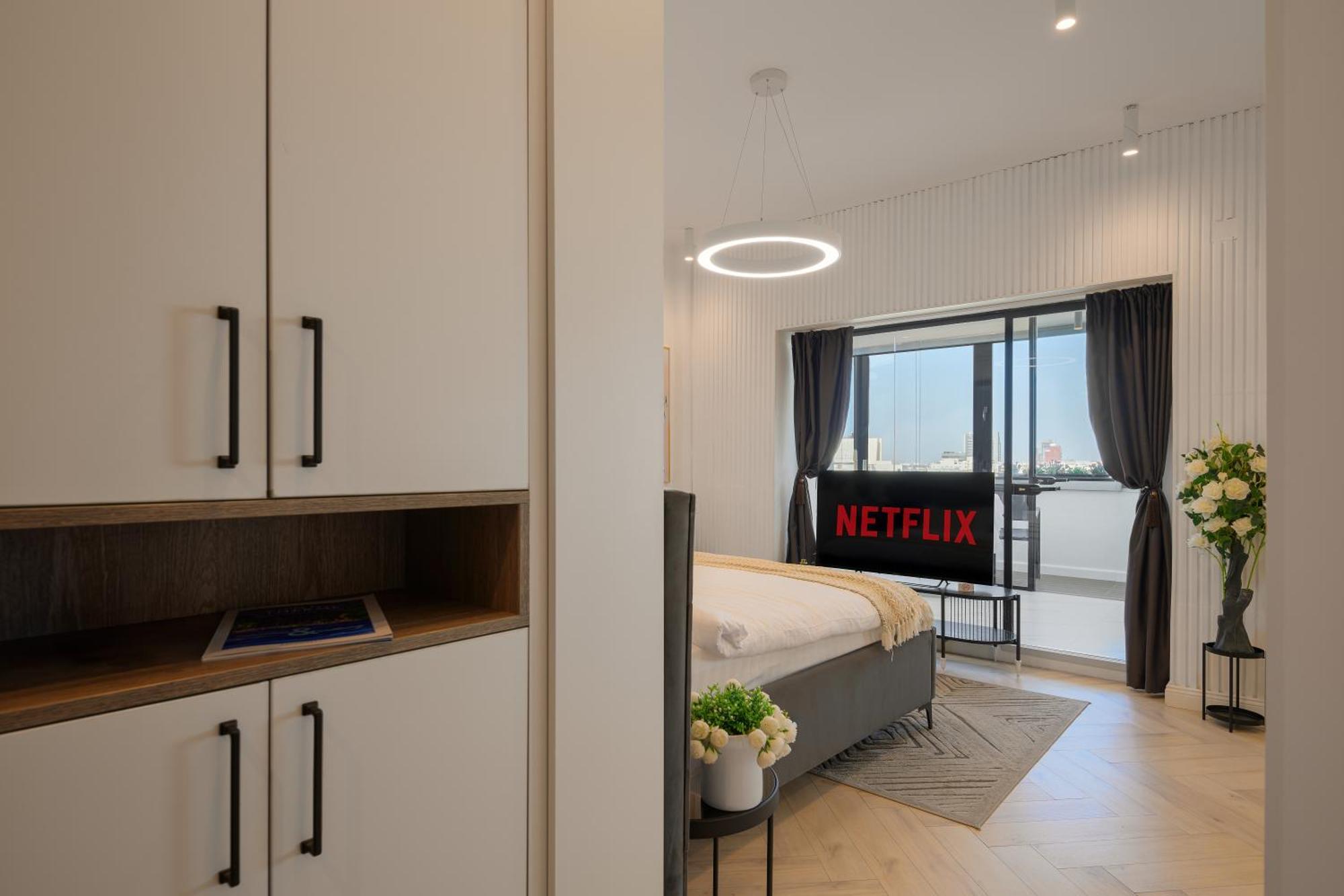 City View - Luxury Apartment A - Old City - Victoriei Bucureşti Ngoại thất bức ảnh